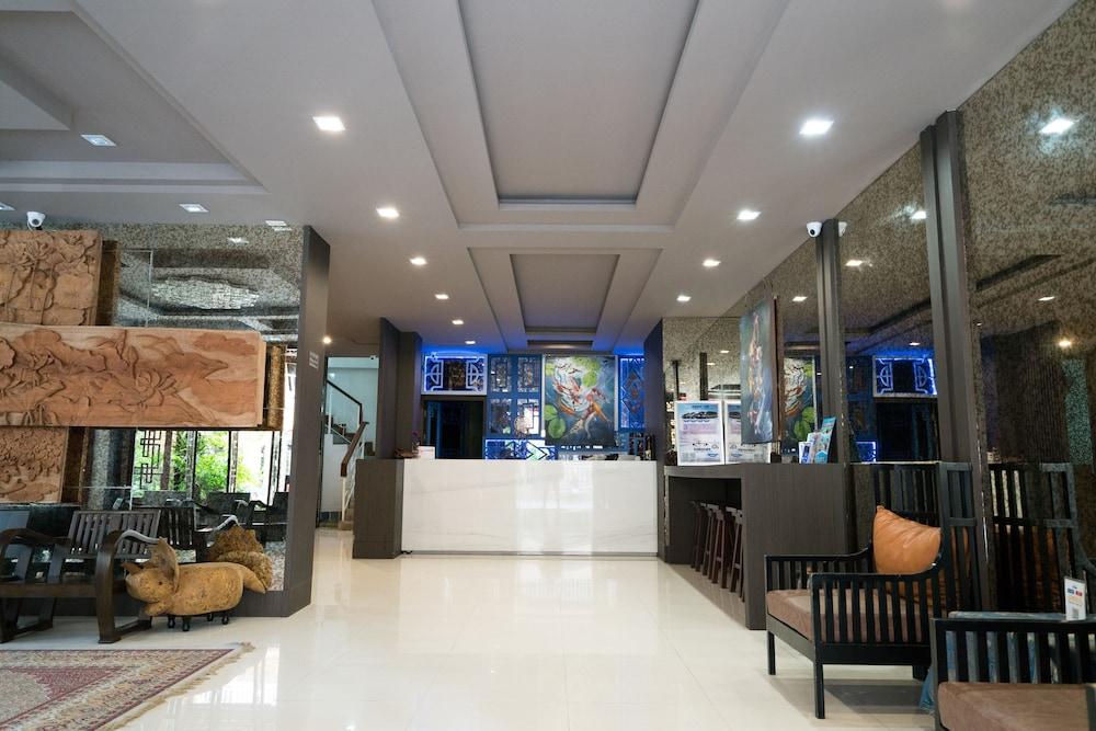 Minatale Phuket Hotel Patong Exterior foto